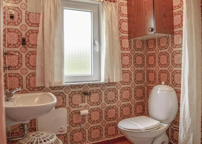 Toms 펜션 링쾨빙